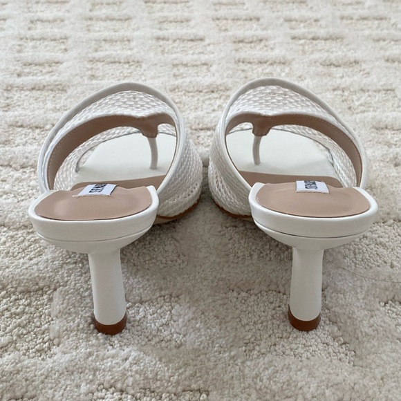 Steve Madden 👡 Mesh/Thong Heel Size 8 - Picture 7 of 12